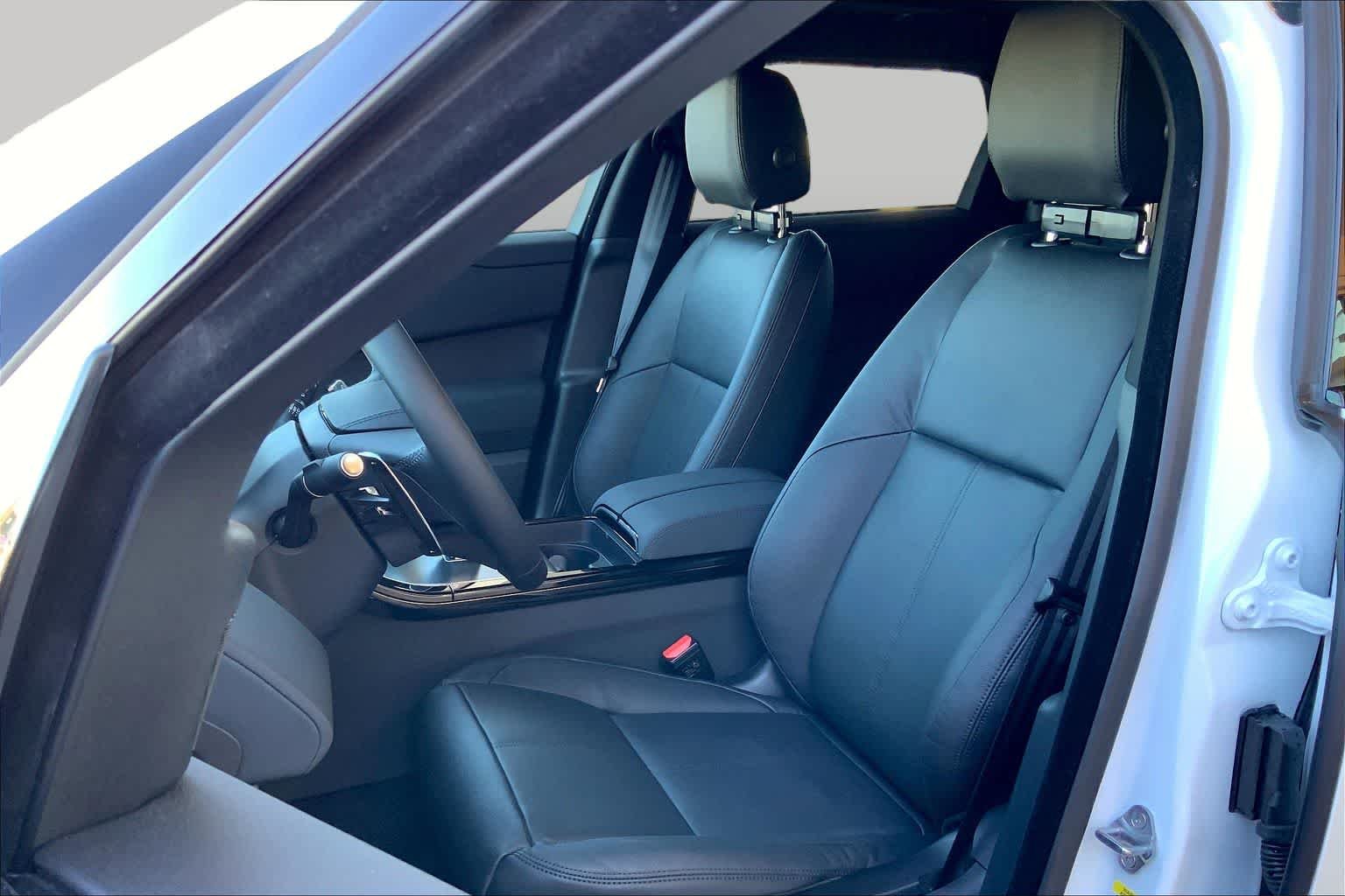 2025 Land Rover Range Rover Velar Dynamic SE - Photo 9