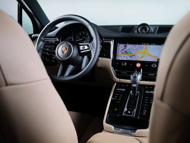 2025 Porsche Macan Base - Photo 15
