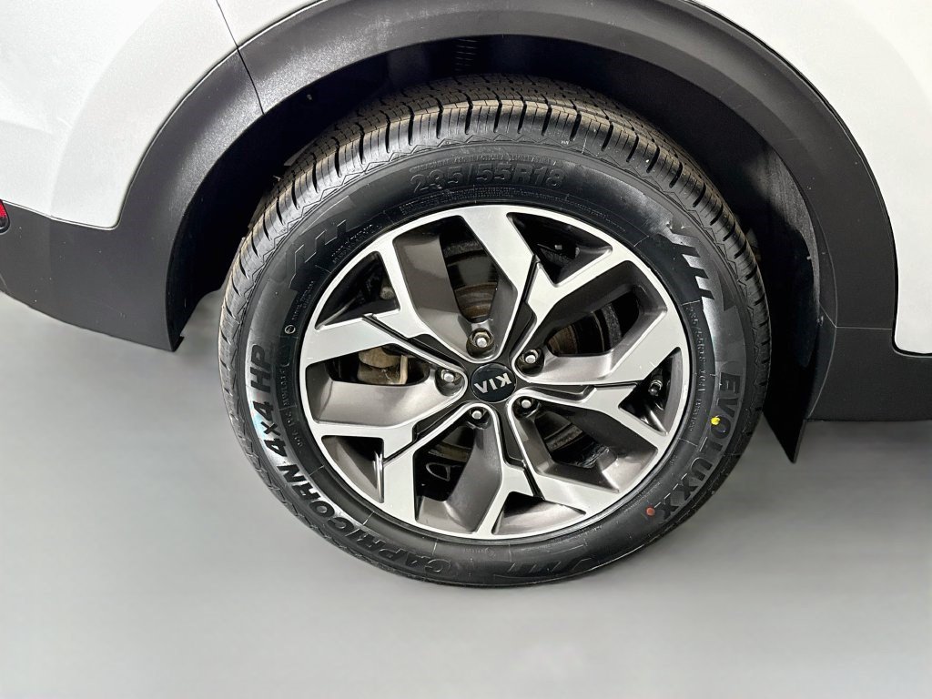 Used 2020 Sparkling Silver Kia EX image 29