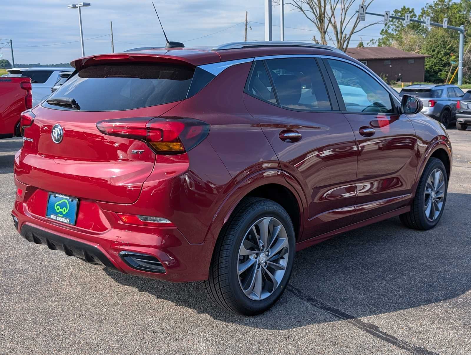 Used 2023 Cinnabar Metallic Buick Select image 8