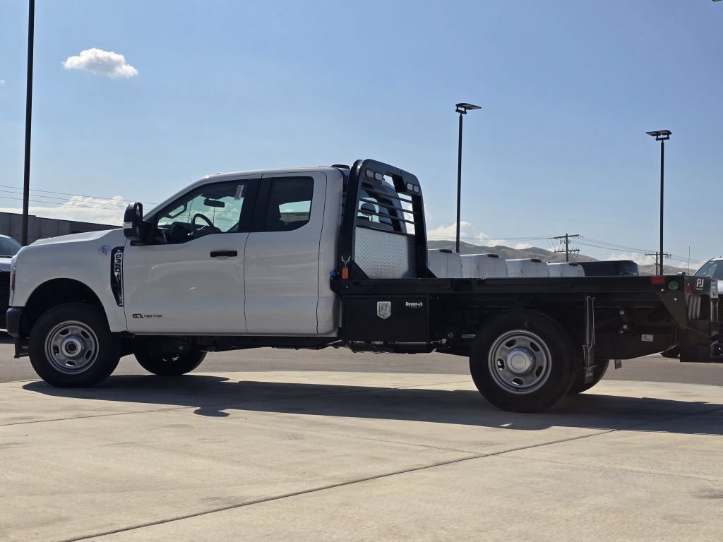New 2026 Oxford White Ford XL image 21