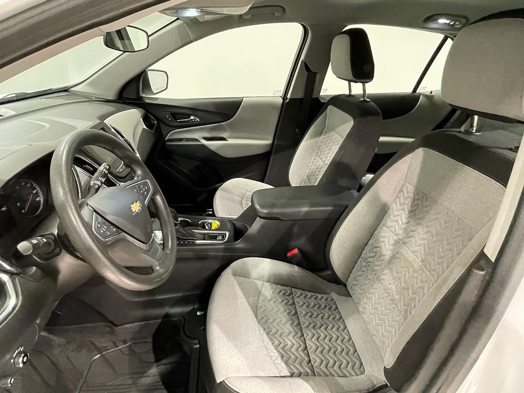 Used 2023 White Chevrolet LS image 3