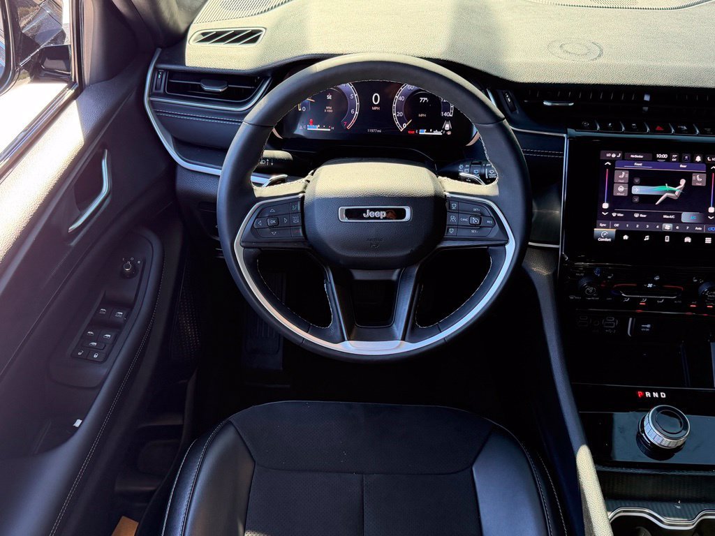 Used 2024 Black Jeep Altitude X image 10