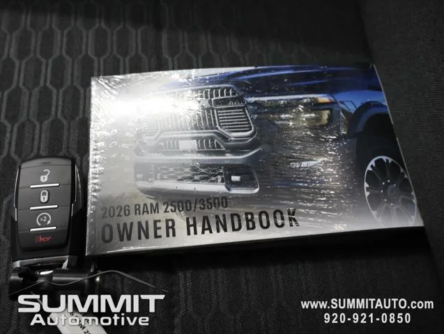 New 2026 Diamond Black Crystal Pearl-Coat Exterior Paint RAM BIG HORN image 69