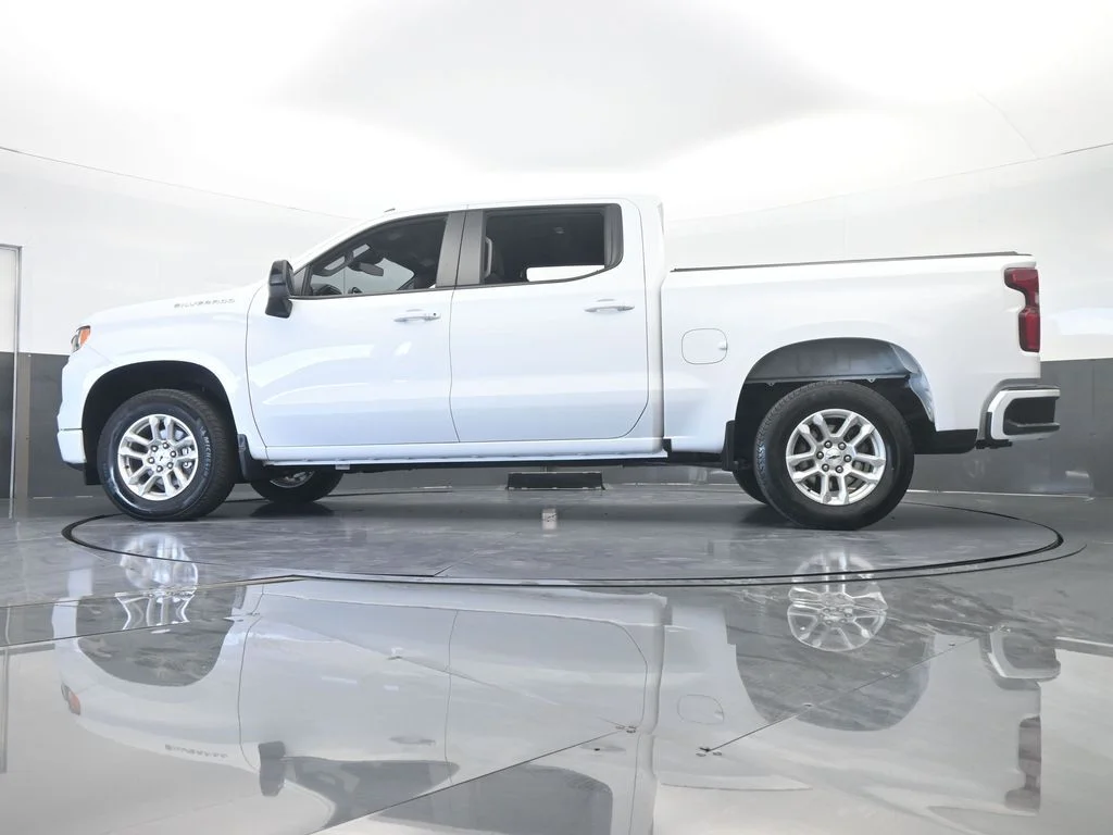 Used 2023 Summit White Chevrolet RST image 57