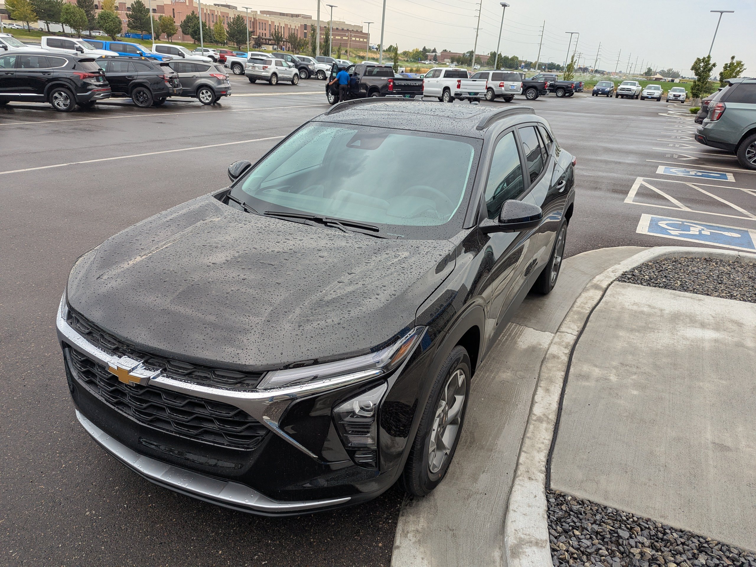 2026 Chevrolet Trax LT - Photo 8