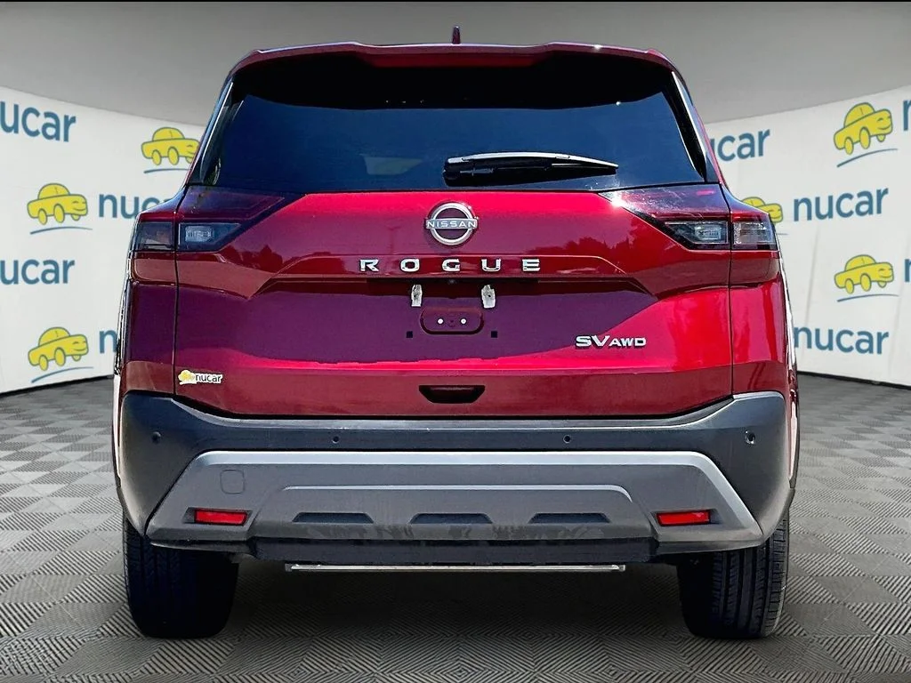 Used 2023 Red Nissan SV image 5