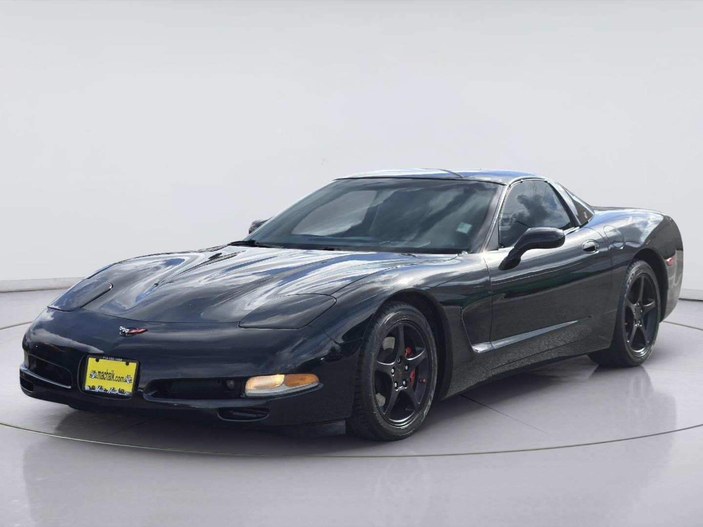 Used 2004 Black Chevrolet  image 1