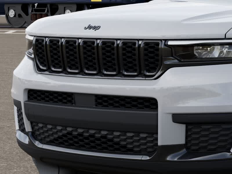 2025 Jeep Grand Cherokee L Altitude - Photo 11