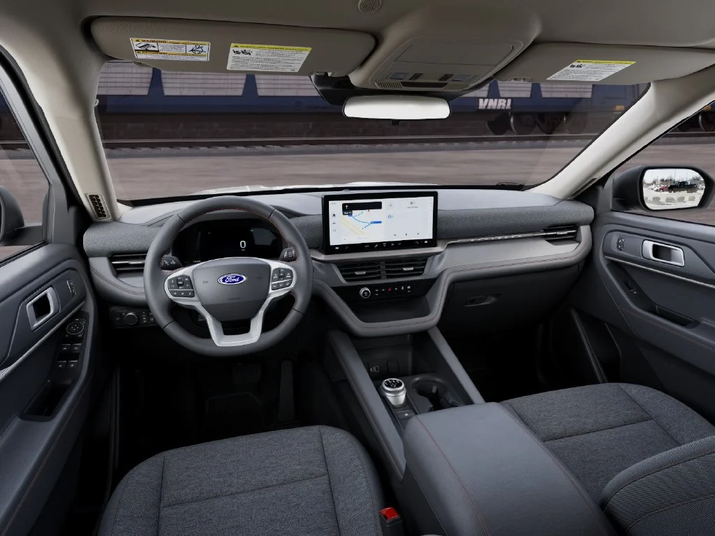 New 2027 Carbonized Gray Metallic Ford Active image 9