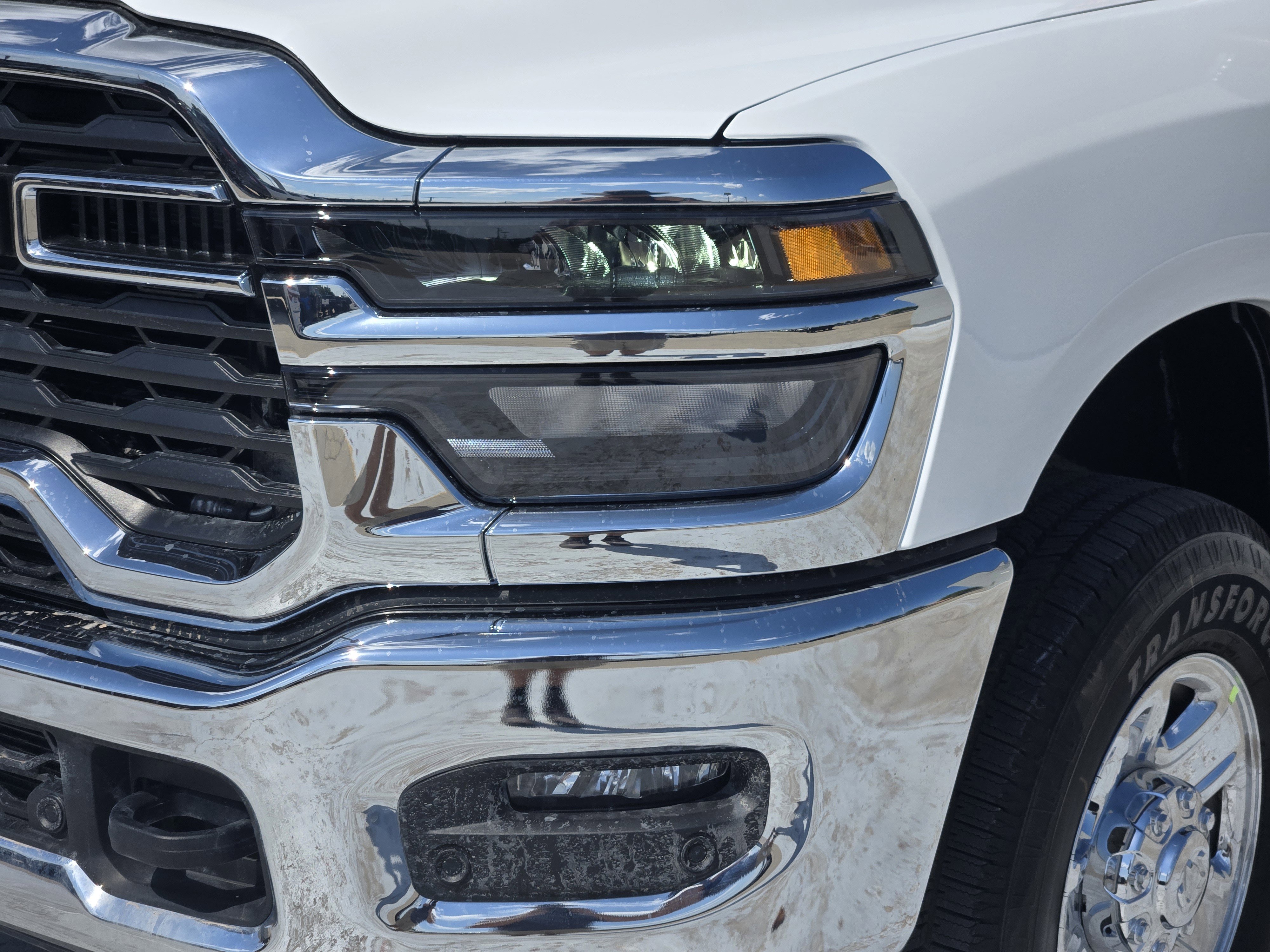 2026 RAM 2500 Tradesman - Photo 6