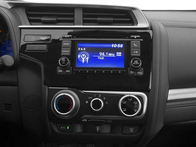 Used 2016 Red Honda LX image 10