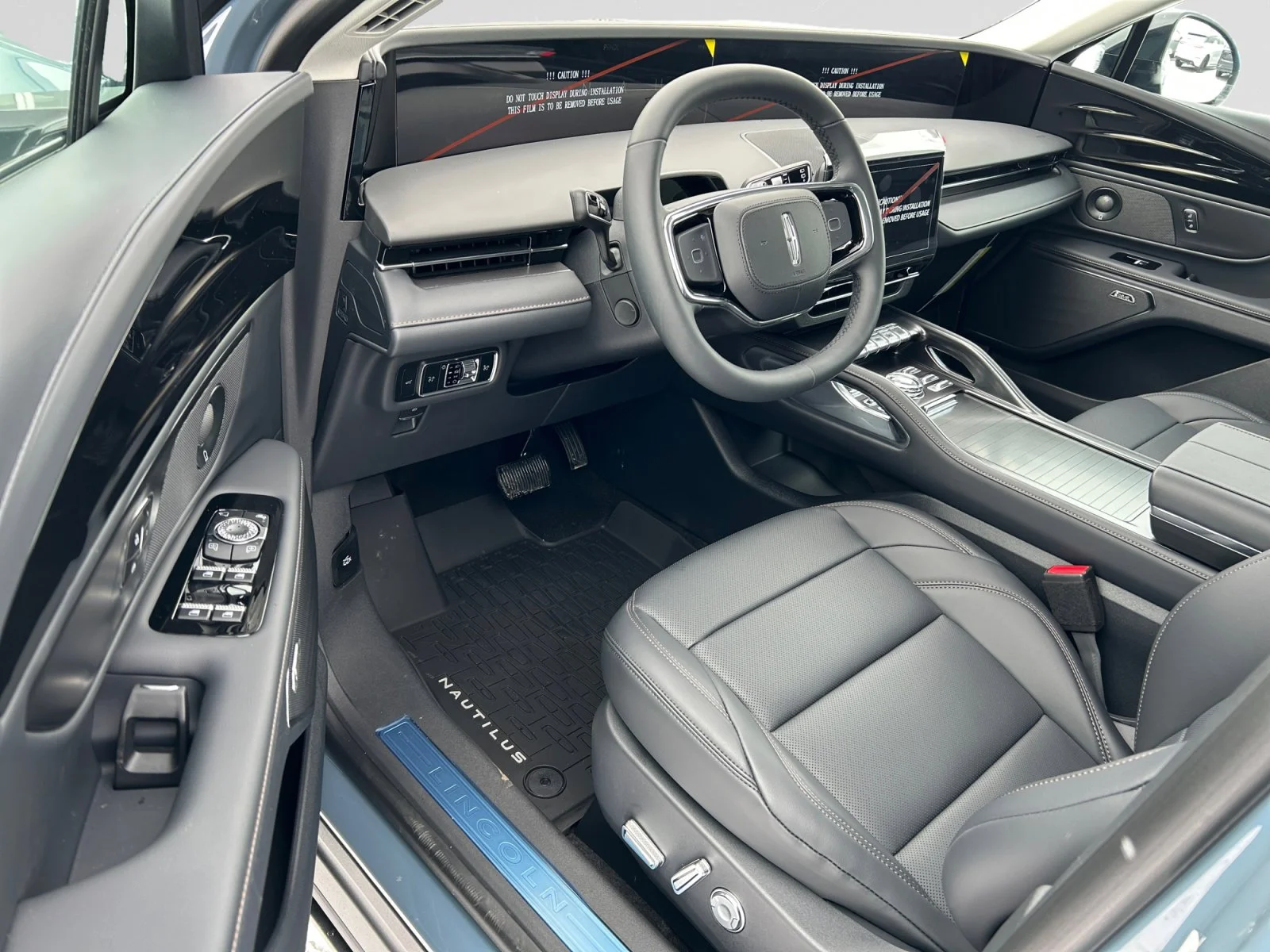 New 2026 Whisper Blue Metallic Clearcoat Lincoln Premiere image 13