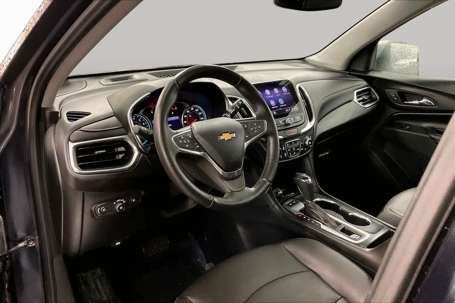 Used 2020 Midnight Blue Metallic Chevrolet Premier image 18
