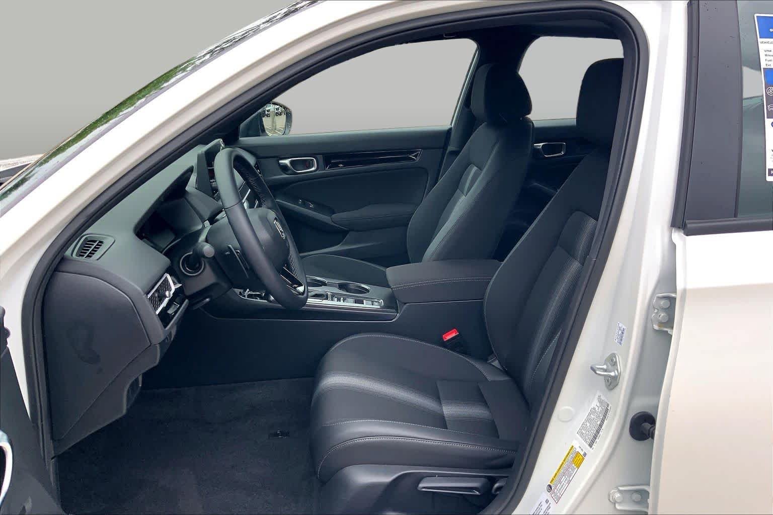 Used 2026 Platinum White Pearl Honda Sport image 8