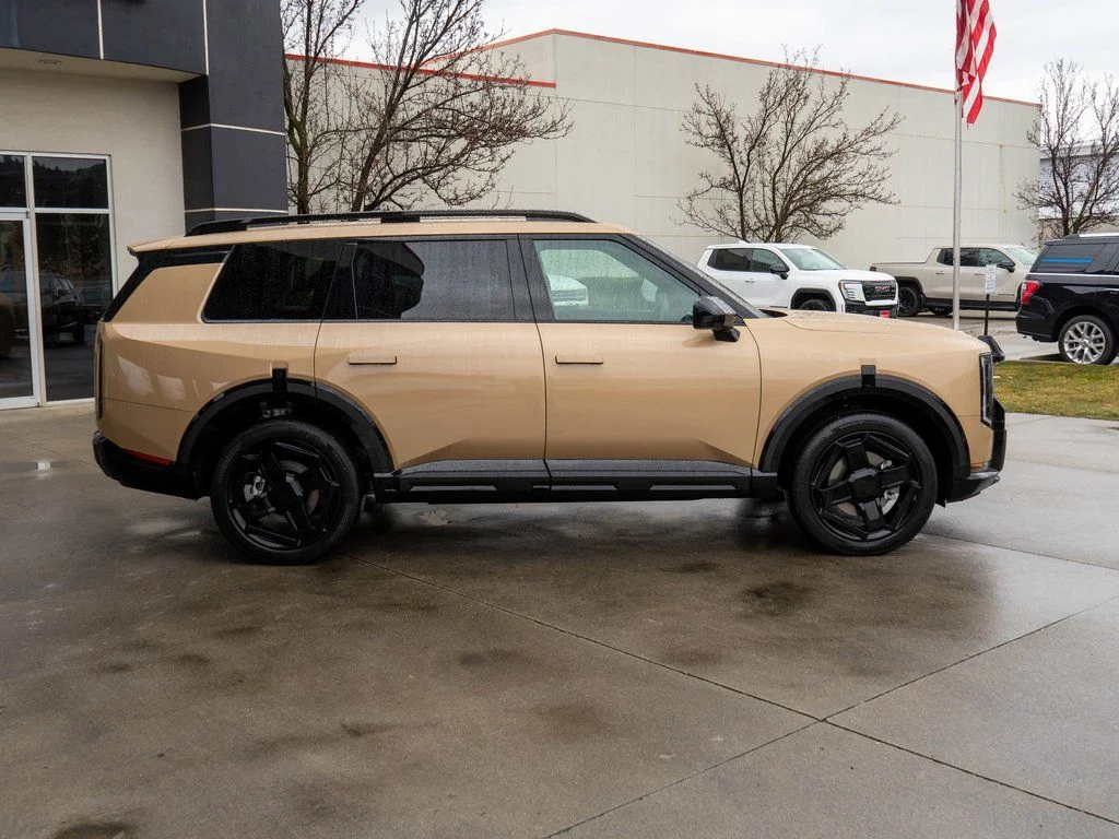 New 2027 Terrain Brown Kia X-Line EX image 8