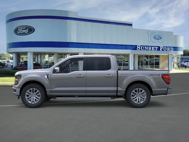 New 2026 Carbonized Gray Metallic Ford XLT image 3