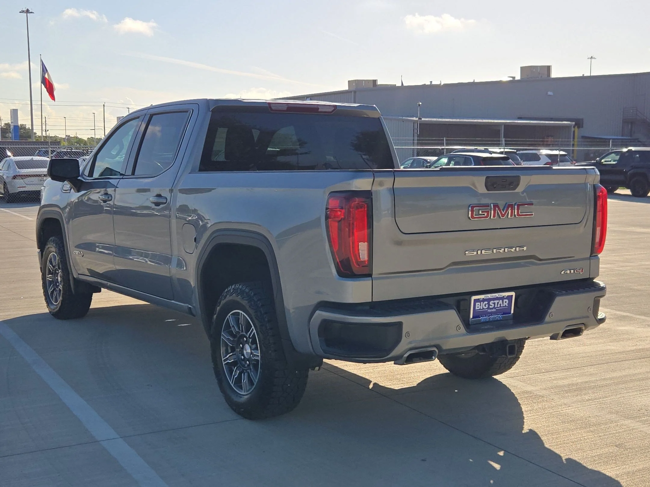 Used 2025 Sterling Metallic GMC AT4 image 5