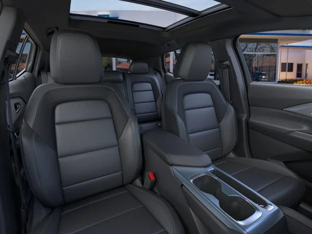 2025 Chevrolet Equinox EV LT - Photo 16