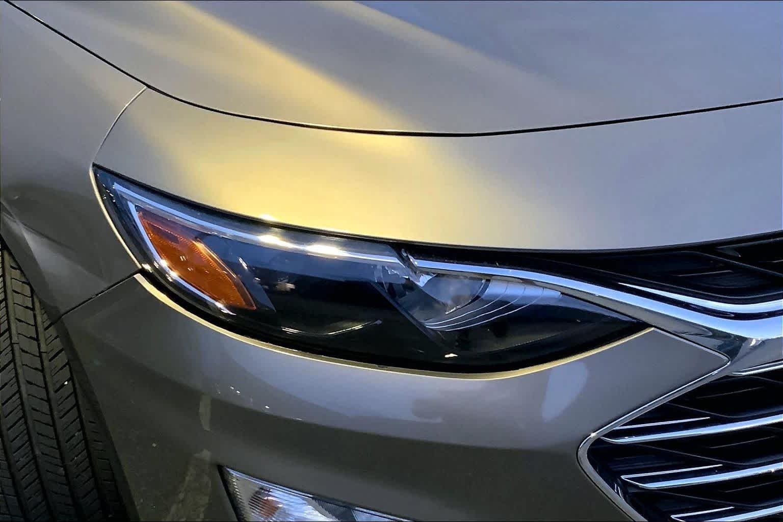 Used 2020 Stone Gray Metallic Chevrolet LT image 26