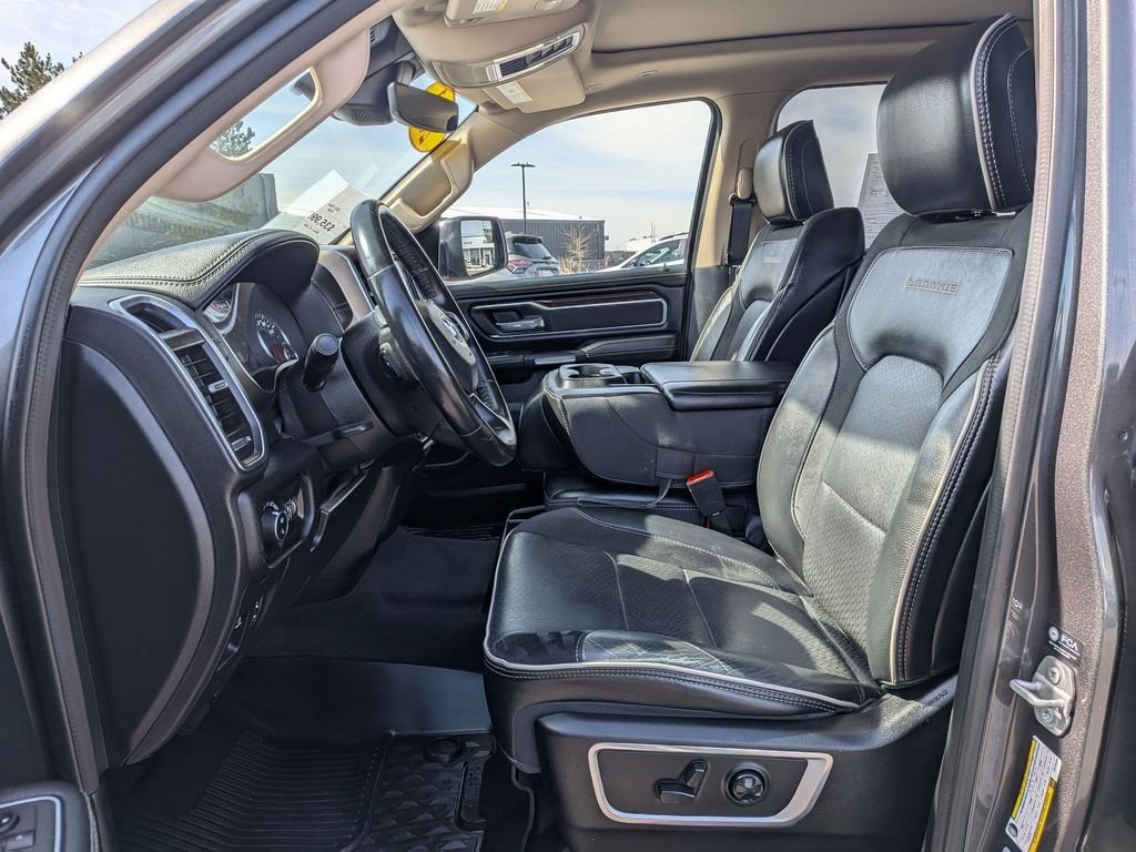 Used 2021 Granite Crystal Metallic Clearcoat Ram Laramie image 17