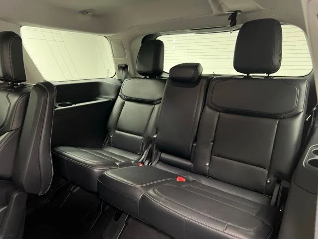 Used 2025 Black Ford Platinum image 47