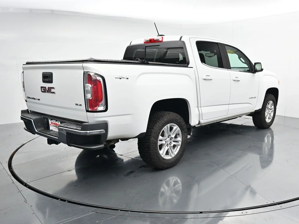 Used 2020 White GMC SLE1 image 7