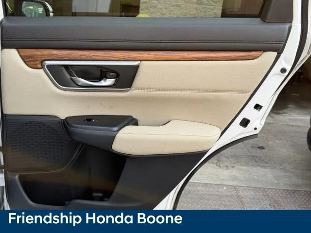 Used 2019 White Honda EX image 41