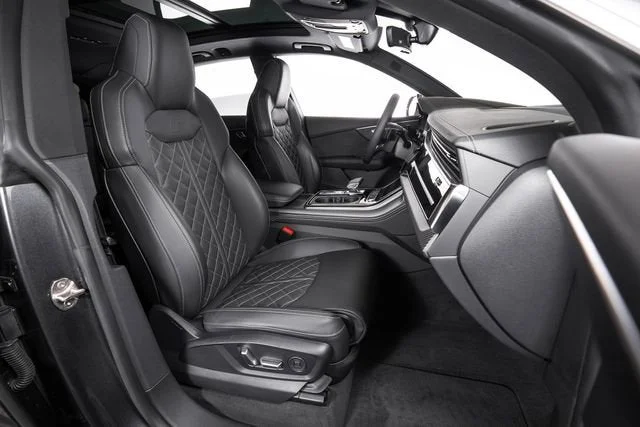 Used 2024 Daytona Gray Pearl Effect Audi 4.0T Prestige image 50