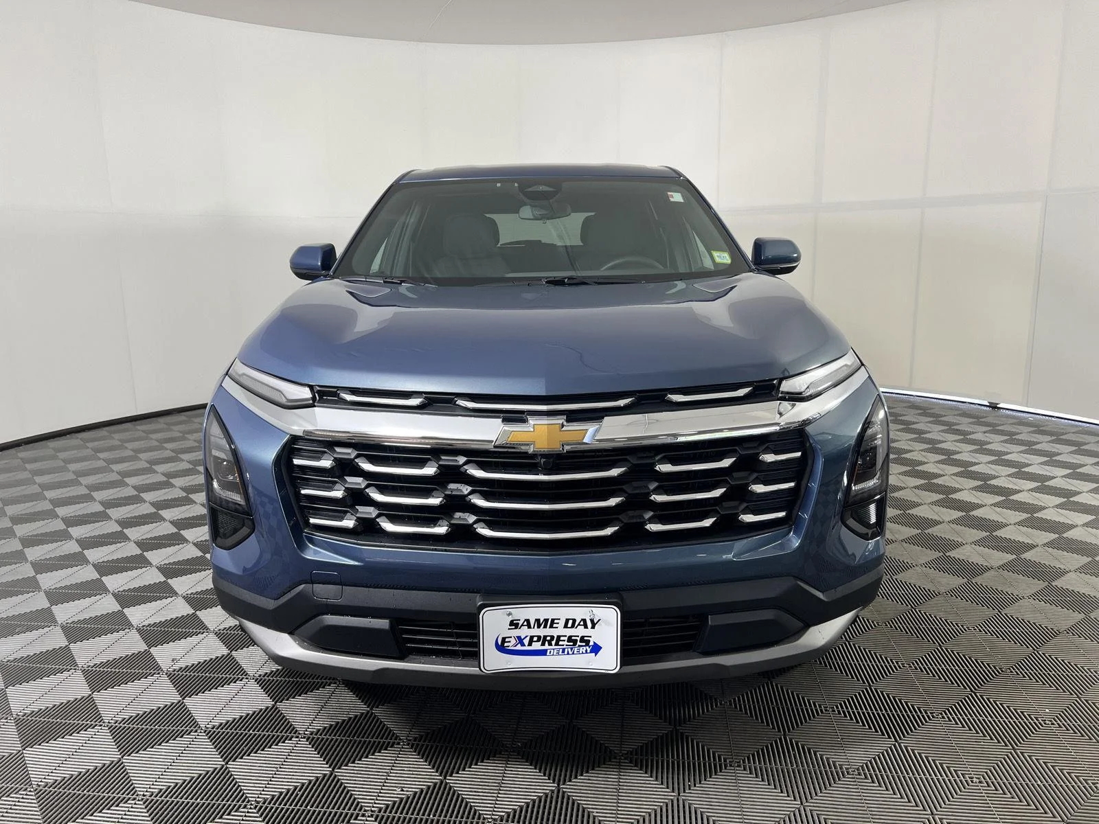 Used 2026 Lakeshore Blue Metallic Chevrolet LT image 29