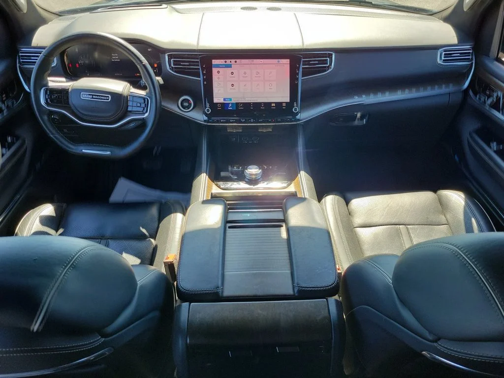 2022 Jeep Grand Wagoneer Series II - Photo 21