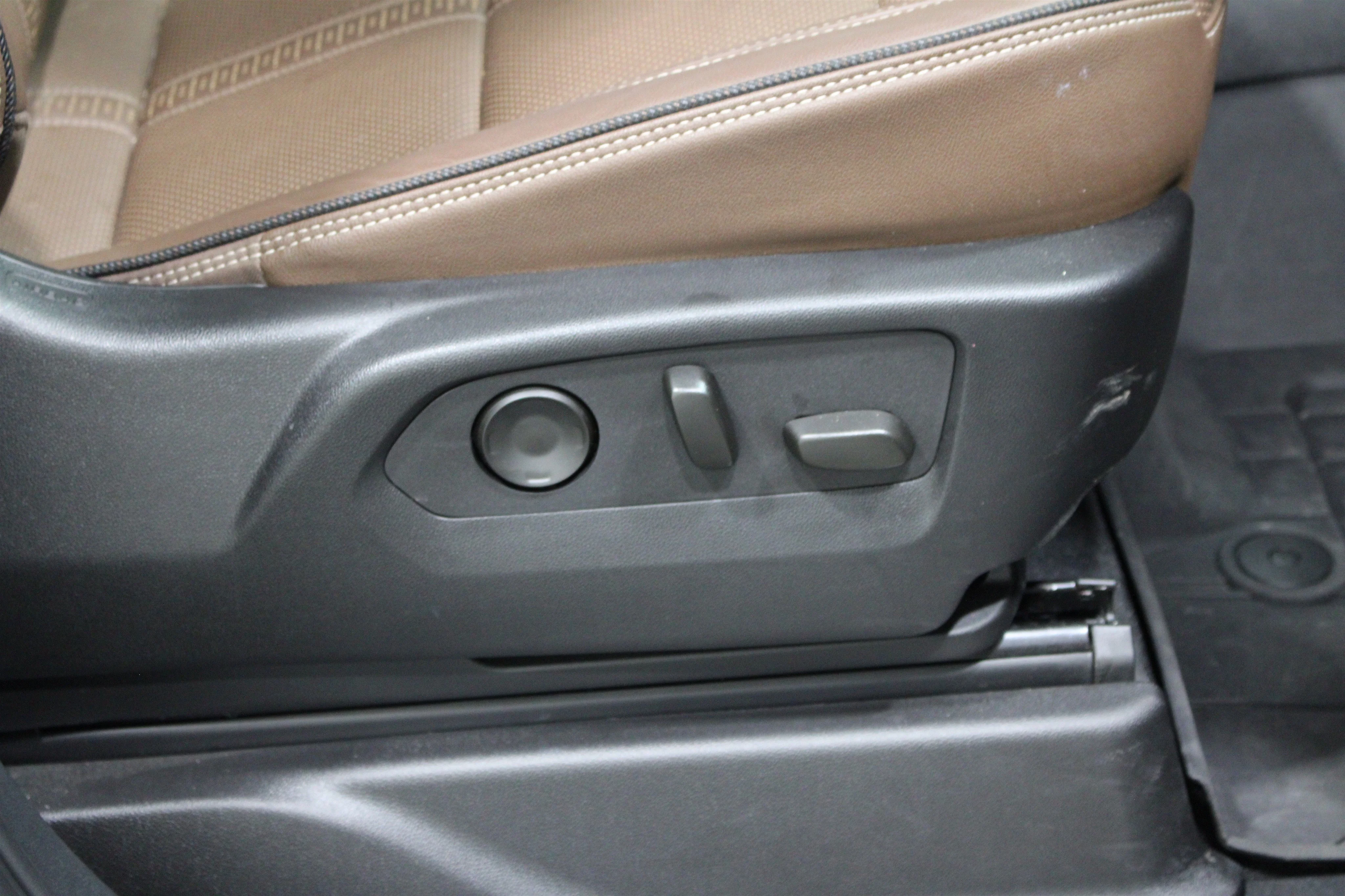 2025 Chevrolet Tahoe High Country - Photo 29