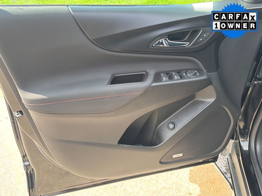 Used 2022 Mosaic Black Metallic Chevrolet RS image 35