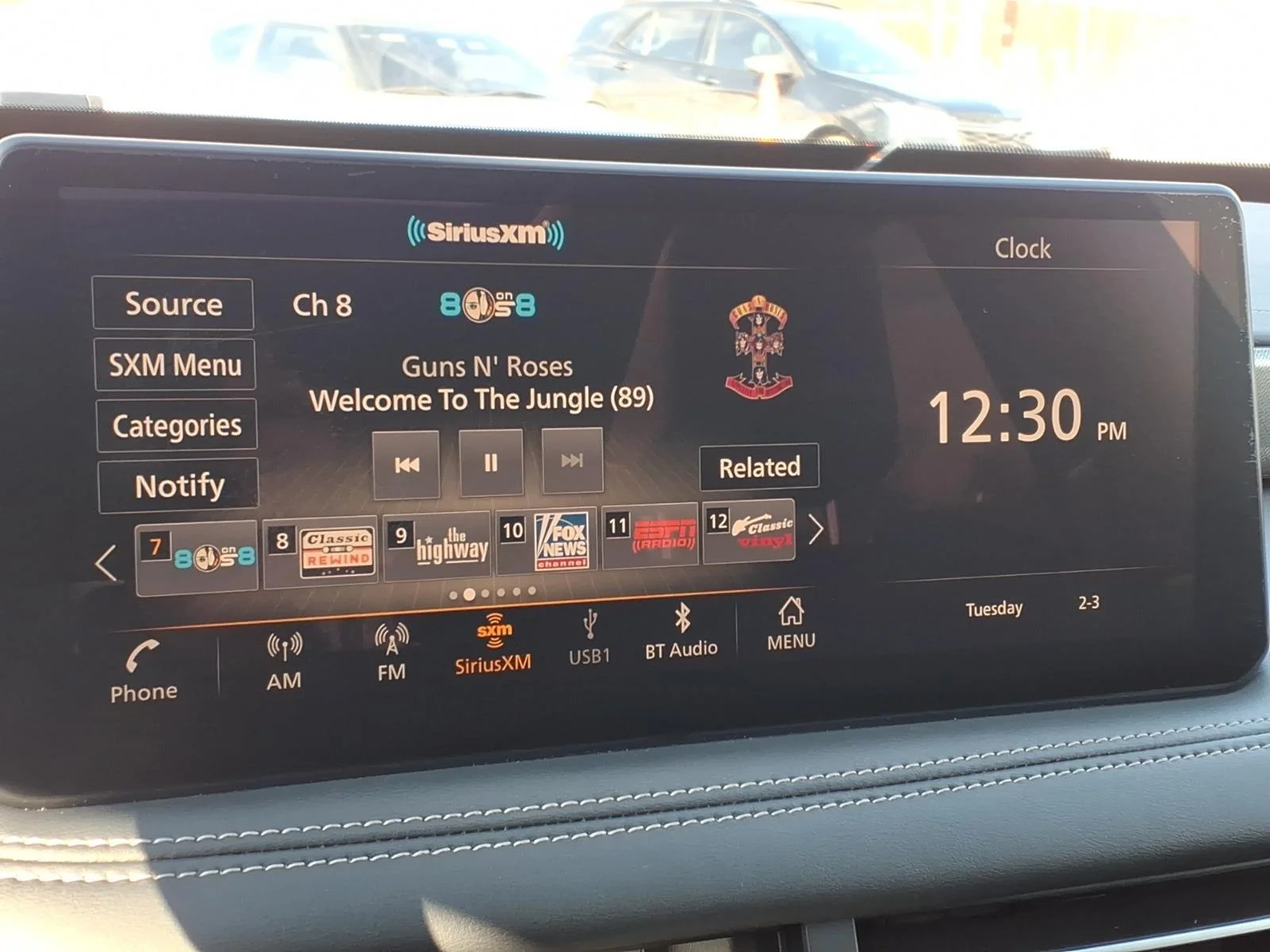 2025 INFINITI QX60 LUXE - Photo 18