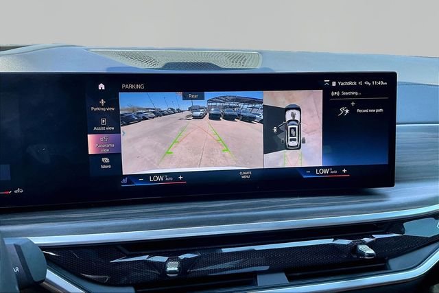 Used 2023 White BMW xDrive40i image 23
