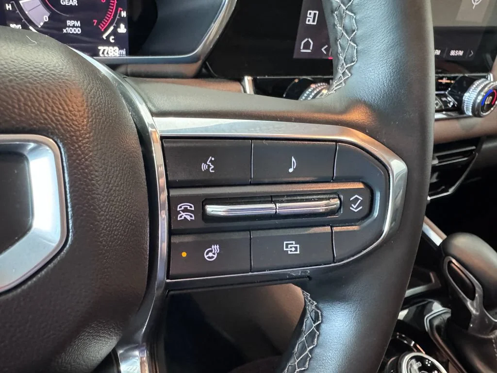 Certified Used 2025 Onyx Black GMC Denali image 16