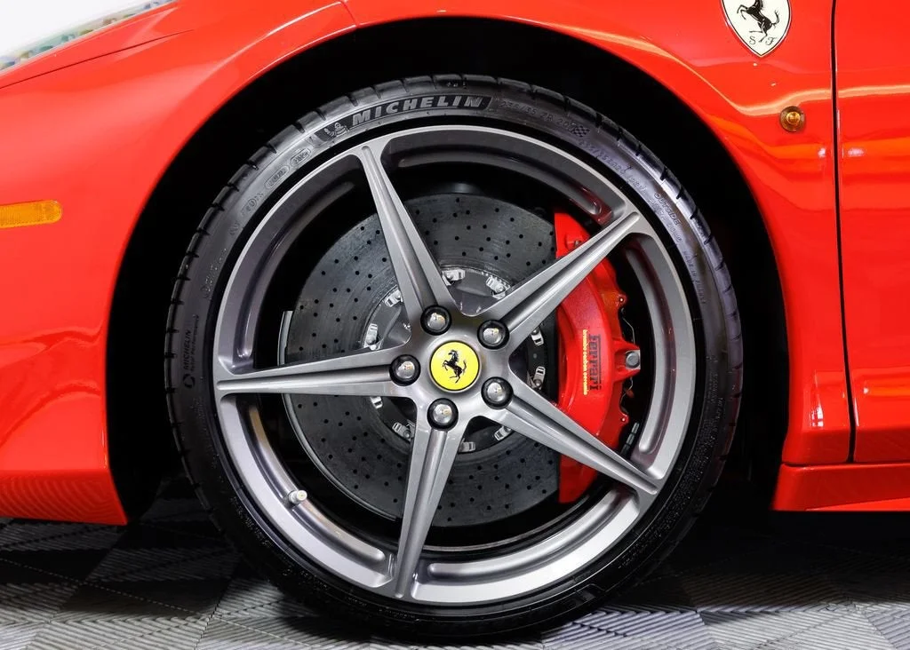 Certified Used 2014 Rosso Corsa Ferrari Base image 9
