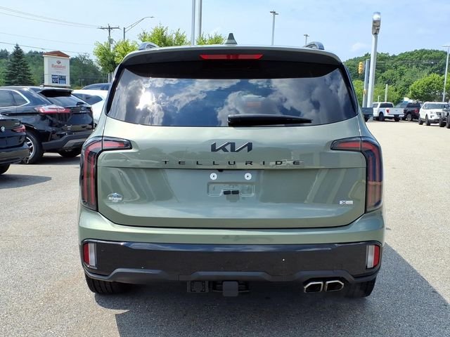 Used 2025 Jungle Green Kia EX X-Line image 4
