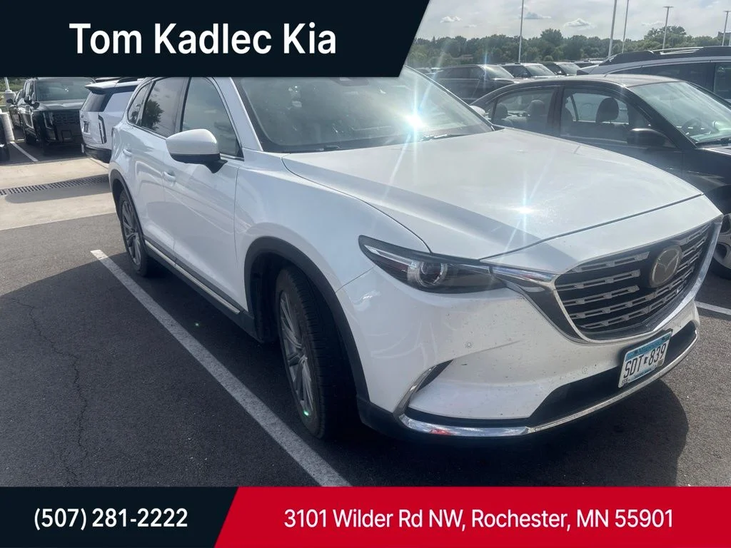 2023 Mazda CX-9 Signature AWD's photo