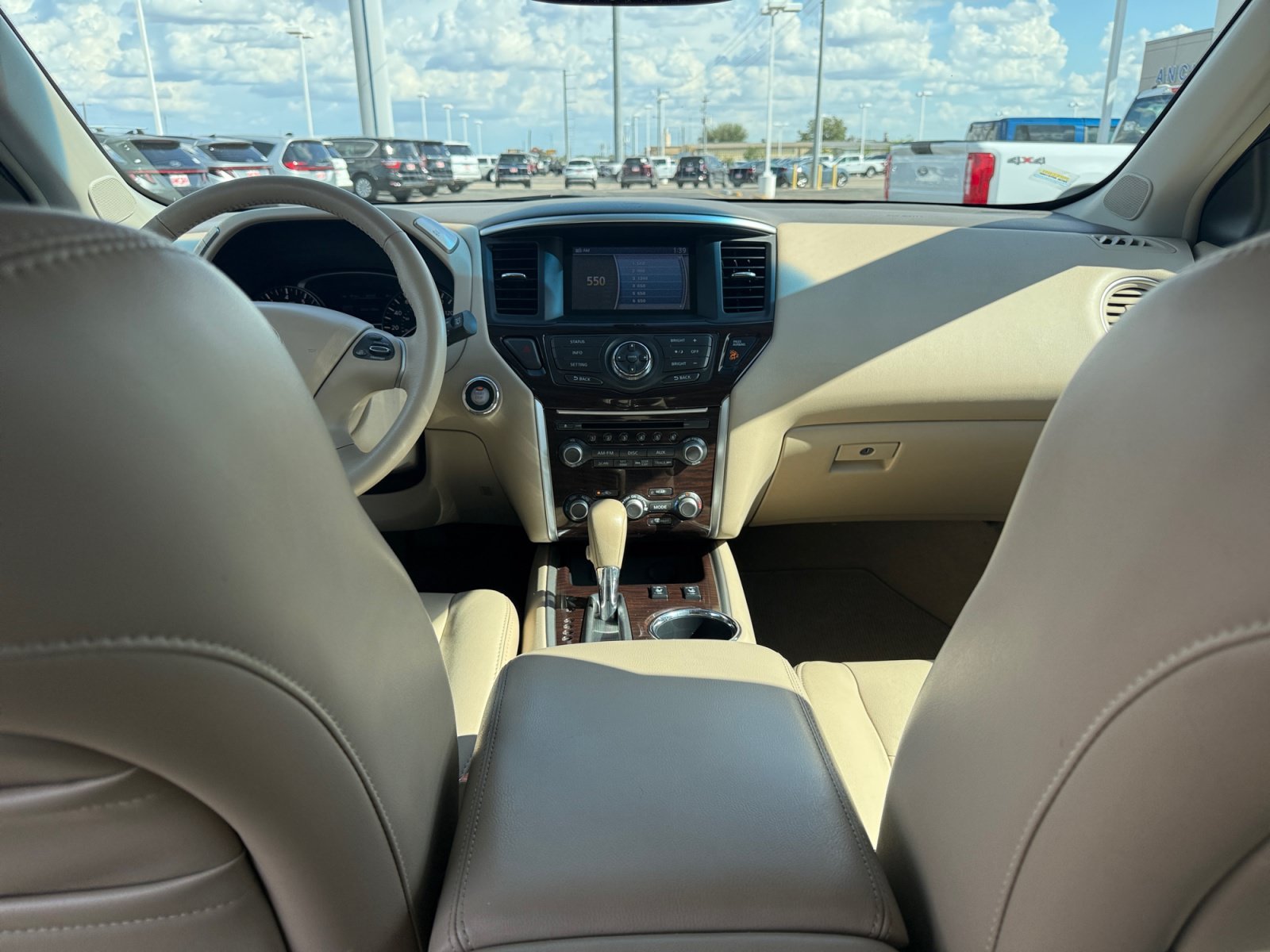 Used 2013 Arctic Blue Metallic Nissan SL image 11
