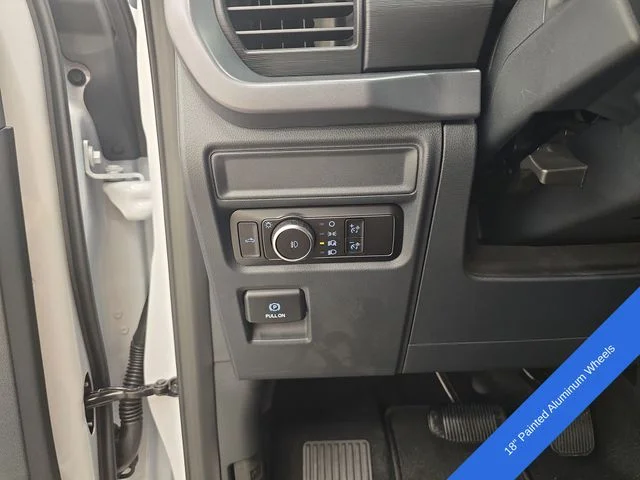 New 2026 Oxford White Ford XLT image 36