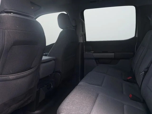Used 2024 White Ford XLT image 23