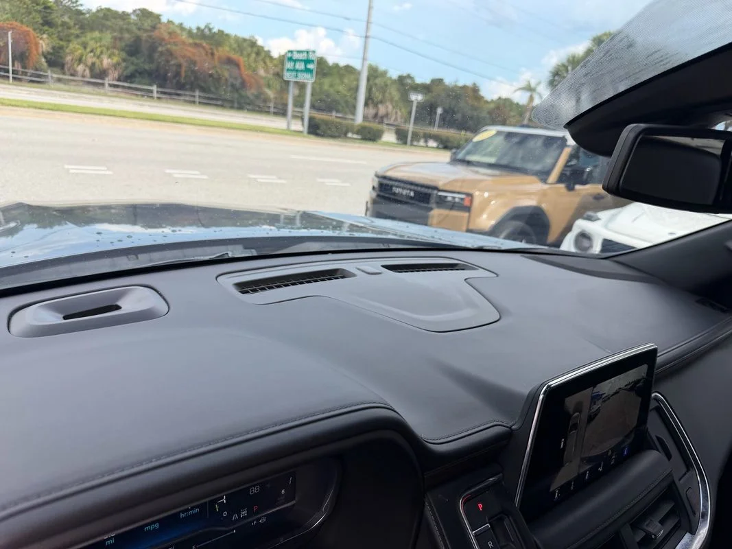 Used 2022  Chevrolet 4WD Z71 image 18