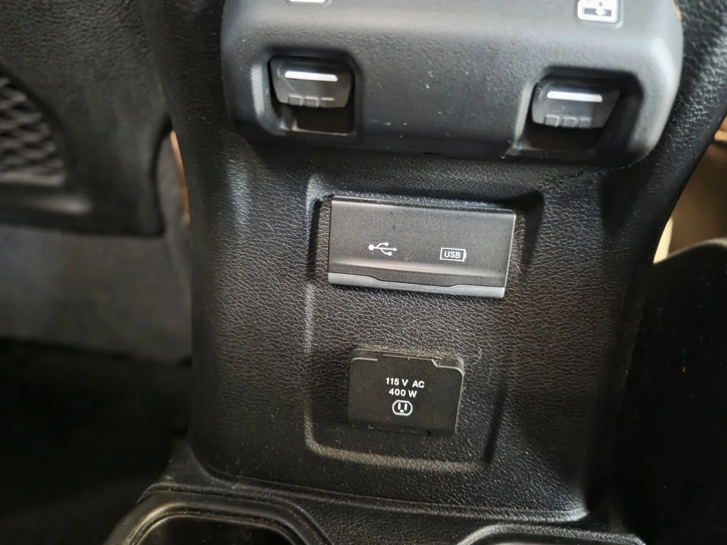 Used 2020 Punkn Metallic Clearcoat Jeep Rubicon image 28