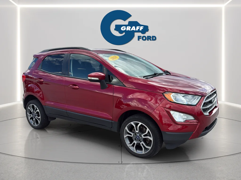 Used 2018 Red Ford SE image 4