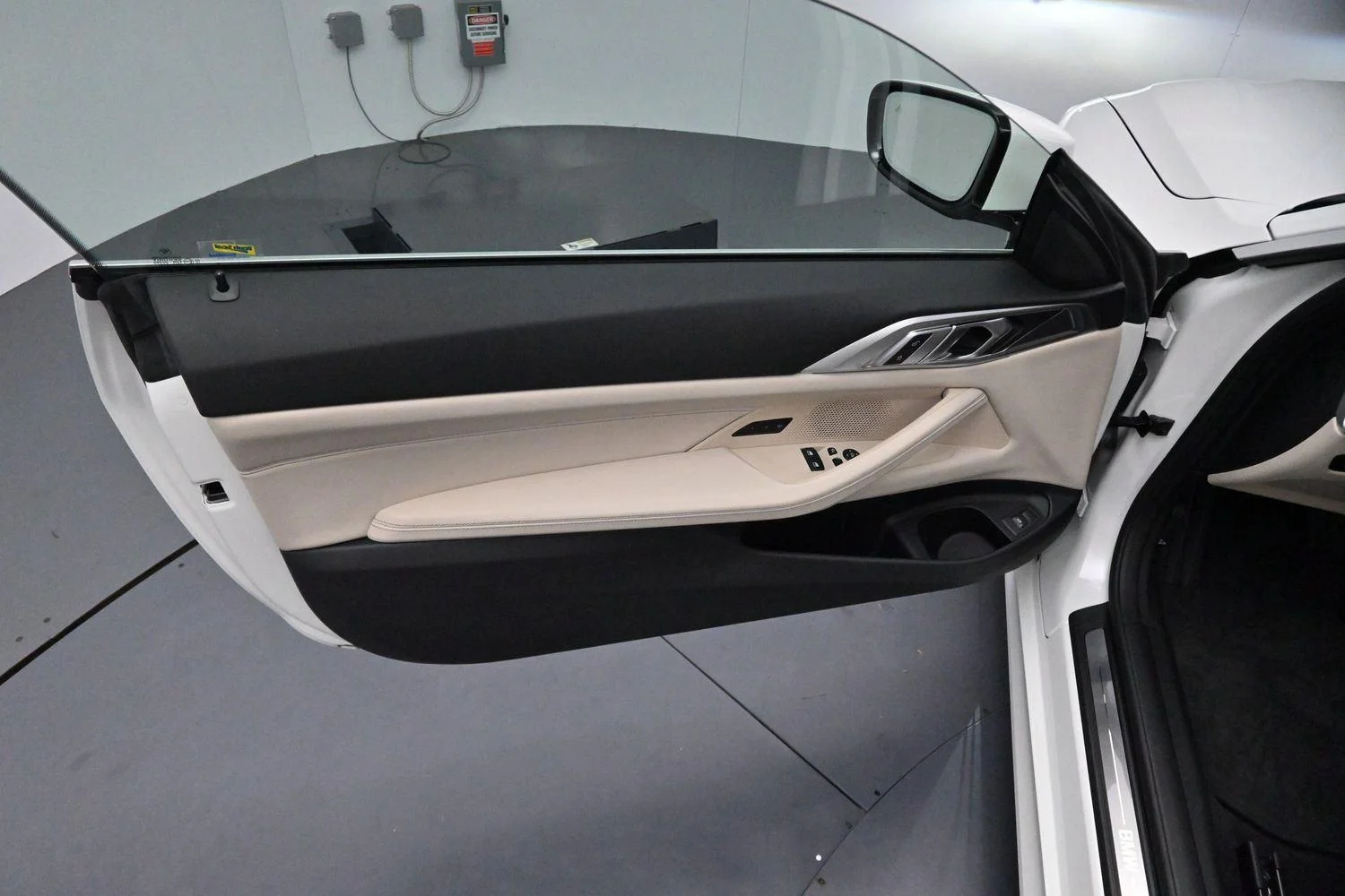 Used 2024 Alpine White BMW 430i xDrive image 9