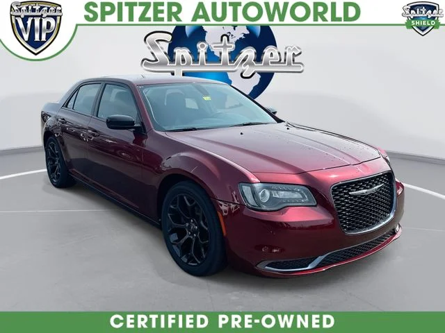 2020 Chrysler 300 Touring