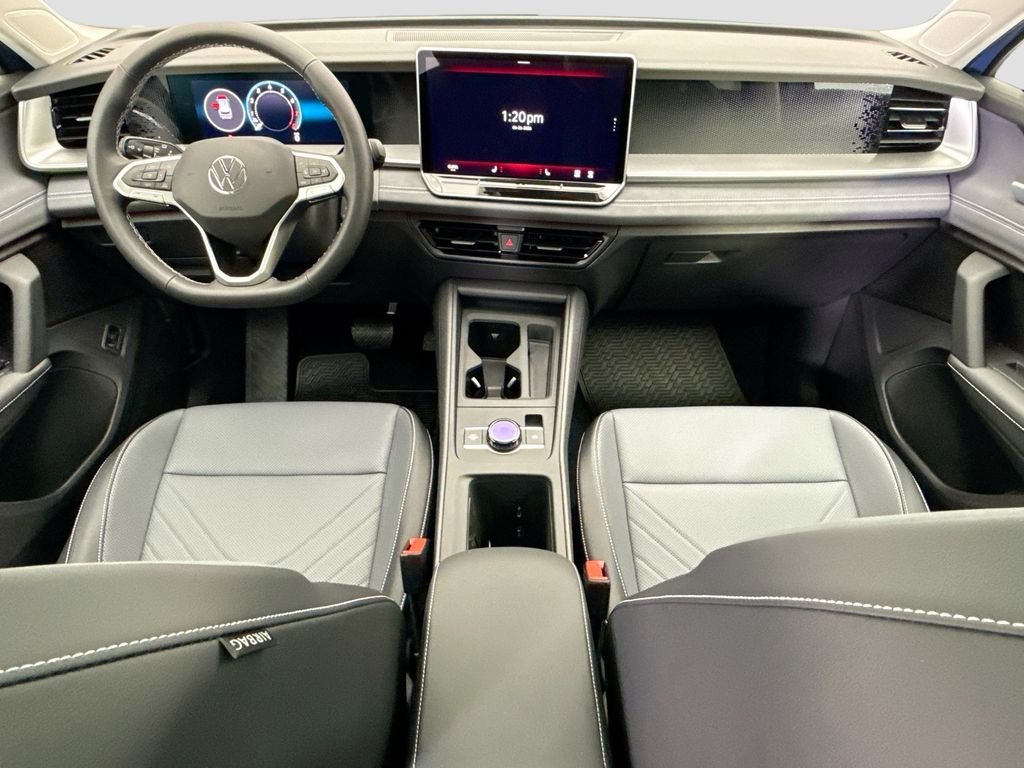 New 2026 Monterey Blue Pearl Volkswagen SE image 13