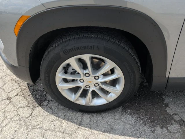Used 2026 Gray Chevrolet LS image 34
