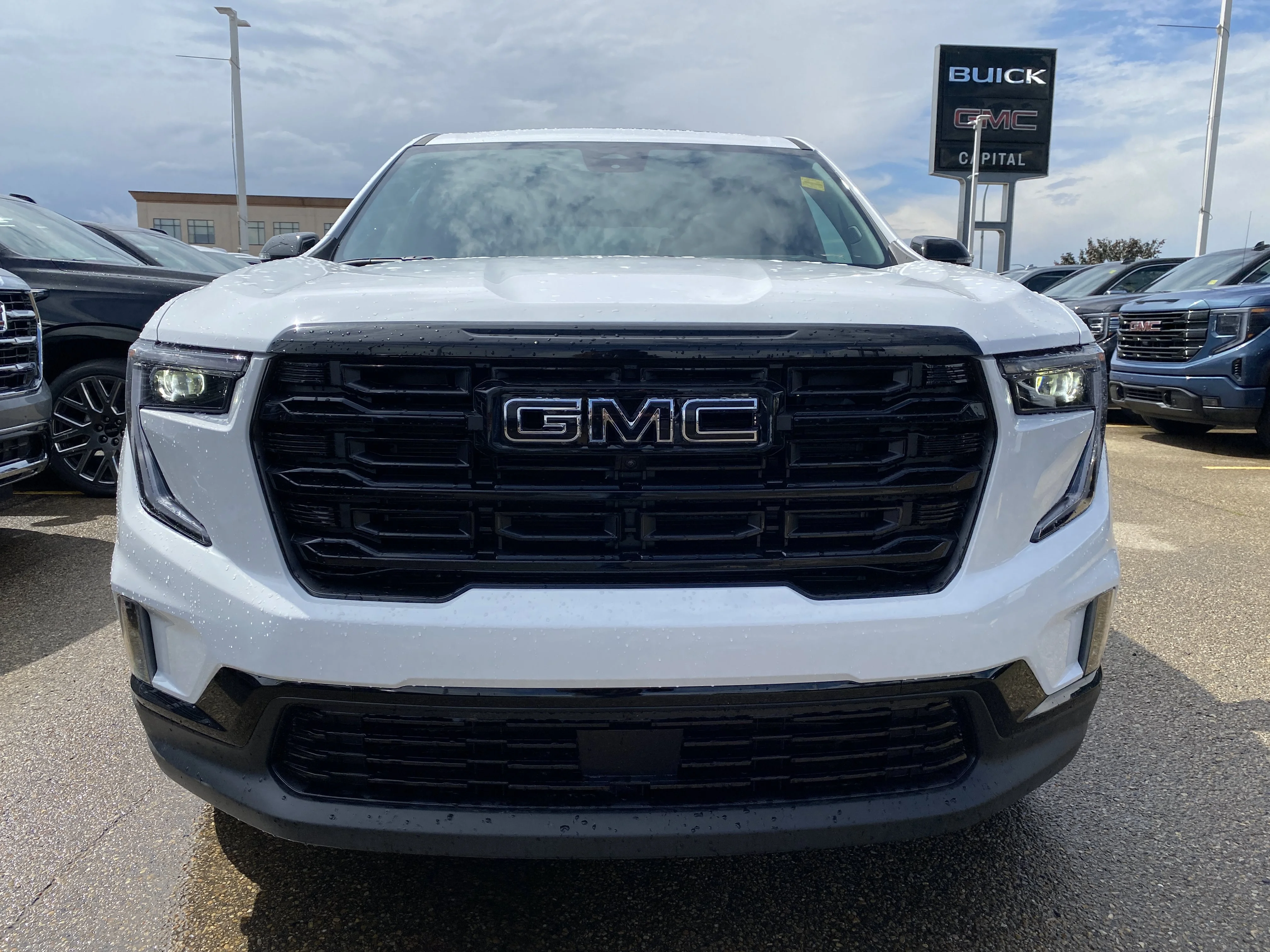 New 2026 Summit White GMC Elevation image 9